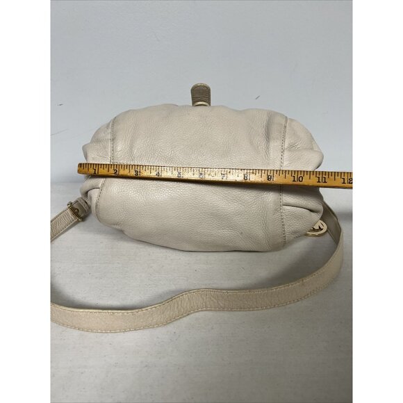 Michael Kors Cream Leather Drawstring Shoulder Bag With Gold Accents - Picture 9 of 14